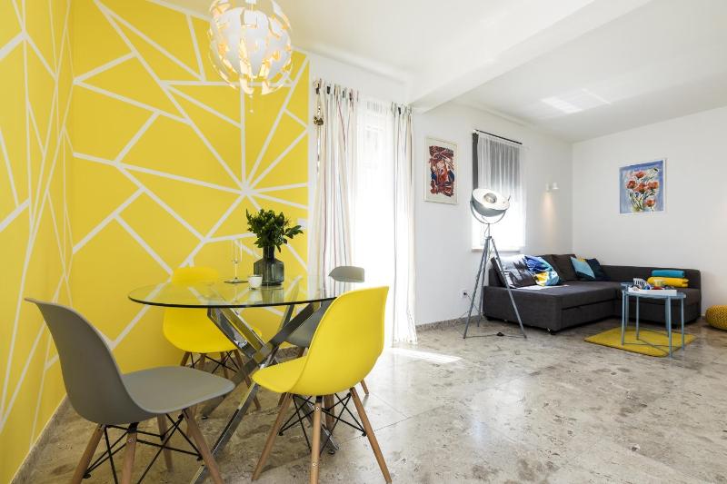 One-Bedroom Apartment with Terrace image 4