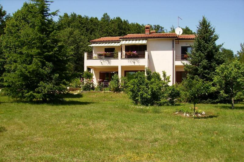 Apartments for families with children Vinez Labin - 18493 - image 1