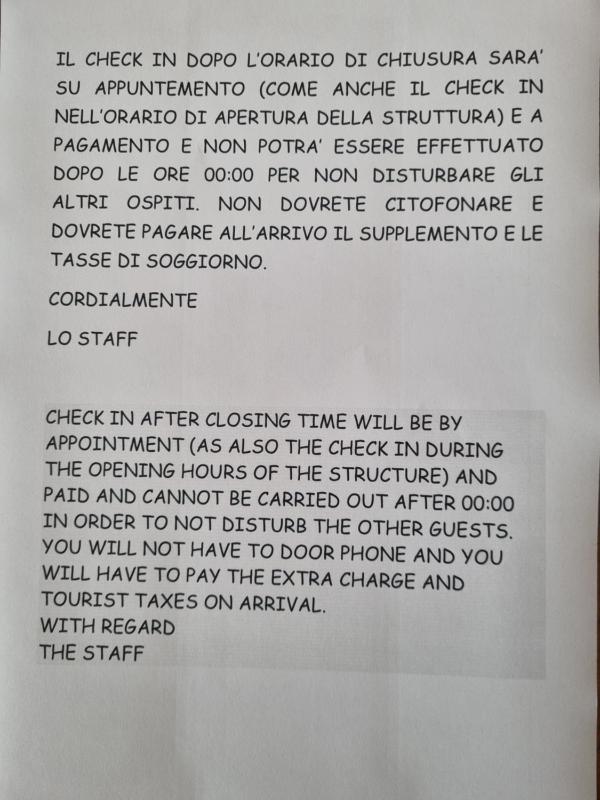 Double or Twin Room image 4