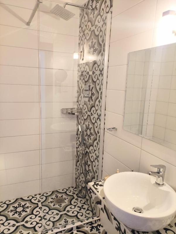 Double or Twin Room image 2