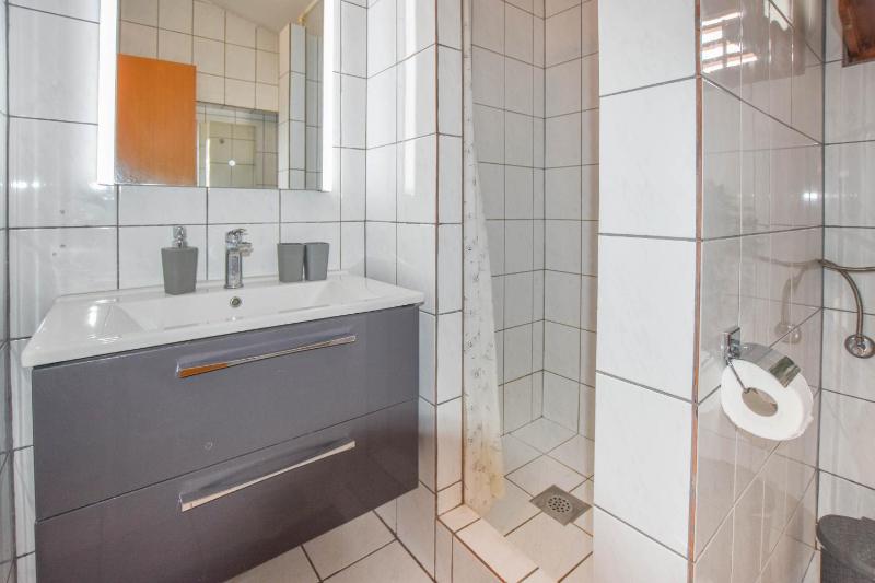 Two-Bedroom Apartment Standard image 4