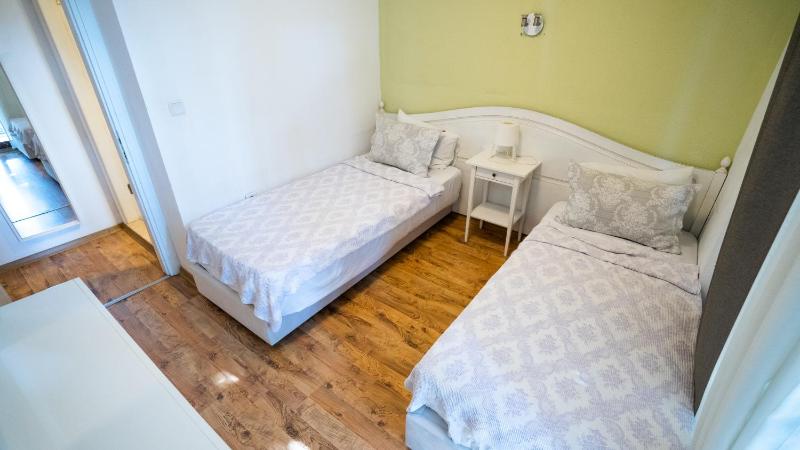 Standard Double Room image 2