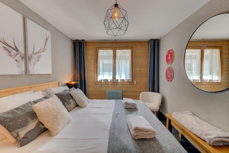 Apartment Aiguille de Chamonix Alpes Agency Central Chamonix Sleeps 4 - image 19