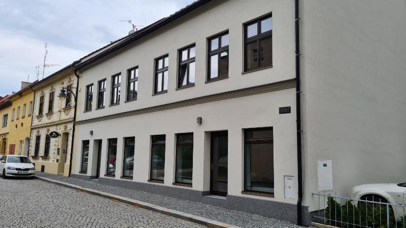 Deluxe Apartment image 2