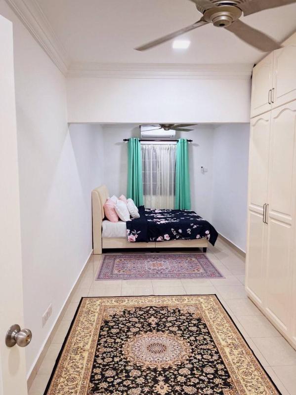 Homestay Ampang Farah - image 11