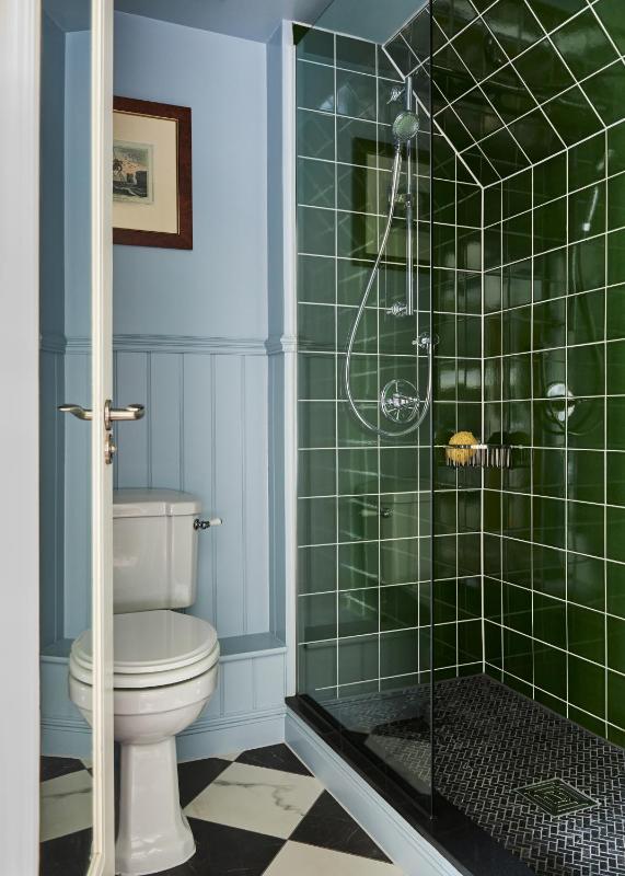 Deluxe Double or Twin Room with Sea View image 4
