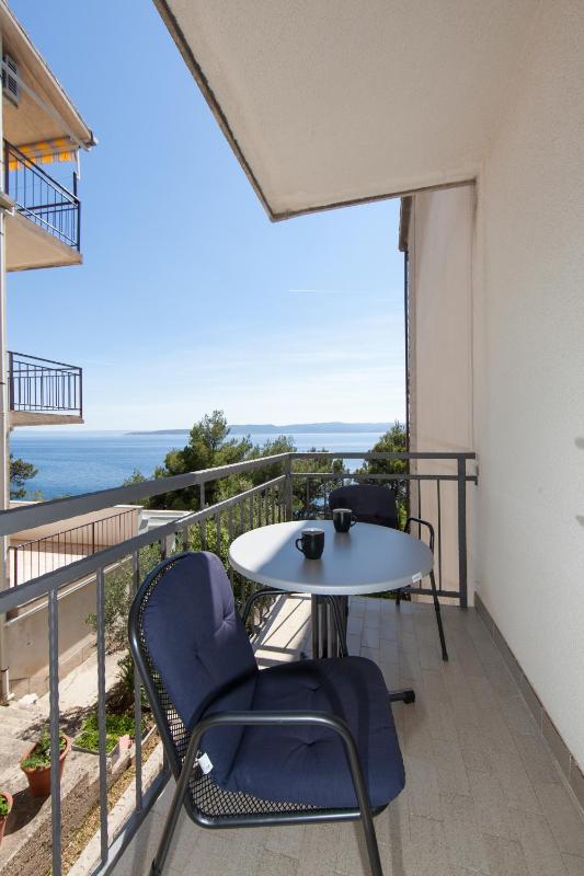 Apartments by the sea Brela Makarska - 19205 - image 25