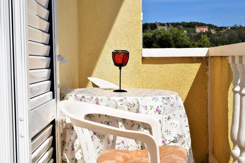 Apartments and rooms with parking space Lopar Rab - 19238 - image 3