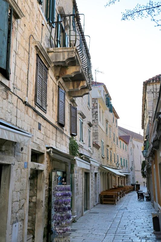 Apartments with parking space Omis - 19051 - image 6