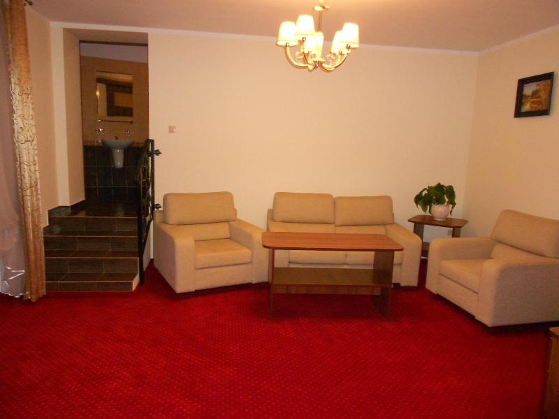 Quadruple Room with Balcony image 3
