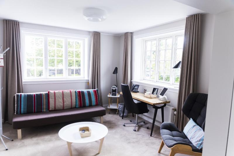 Suite image 2