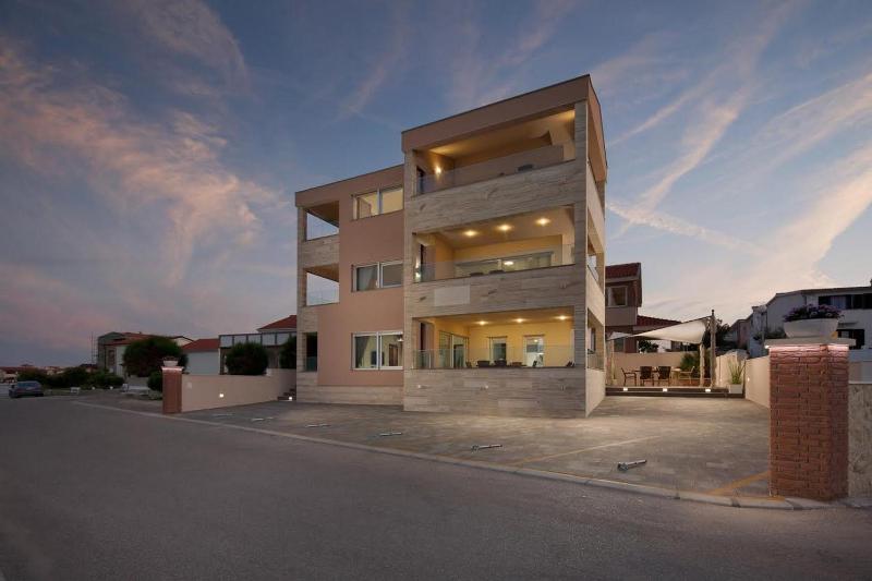 Apartments by the sea Vir - 19422 - image 12