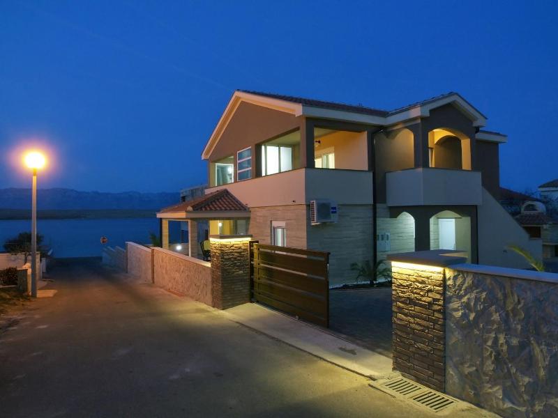 Apartments by the sea Vir - 19419 - image 1