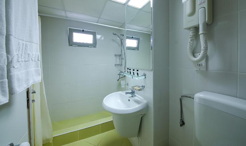 Twin Room with Park View image 3