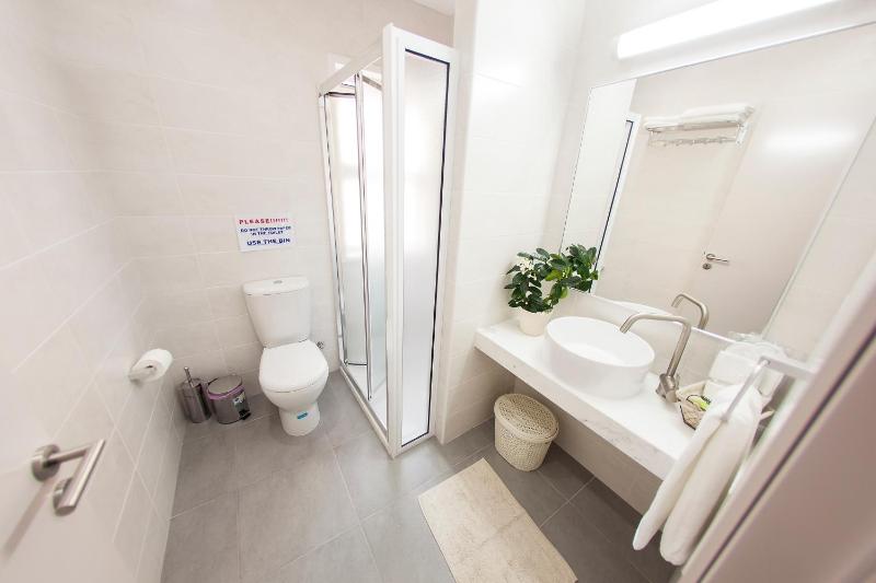 Luxury Studio with City View image 1