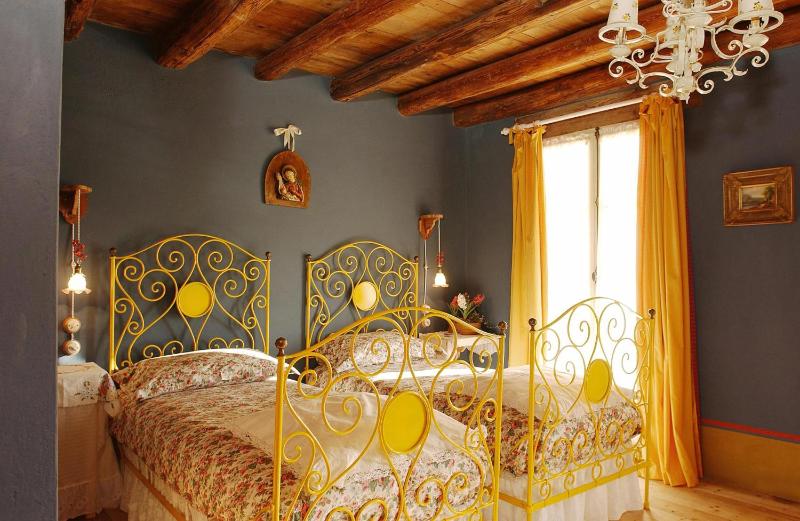 Double or Twin Room image 2