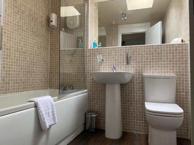 Two-Bedroom Apartment image 4