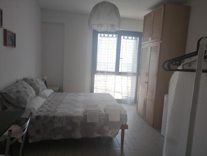Double or Twin Room with Private Bathroom image 1