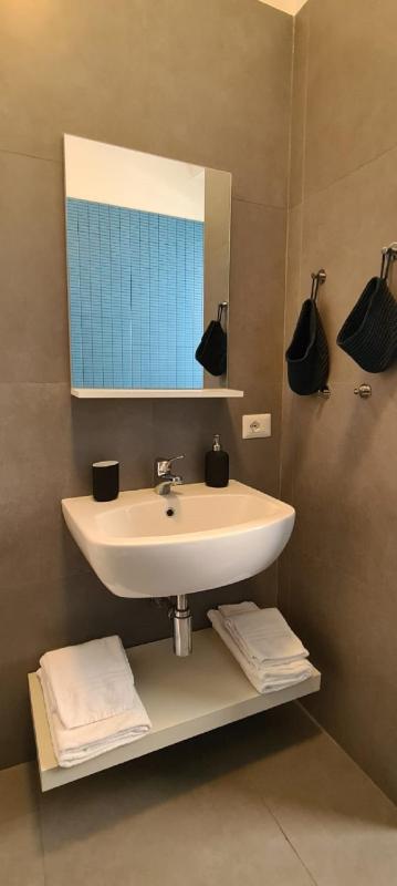 Etna Suite Design Apartments - image 12