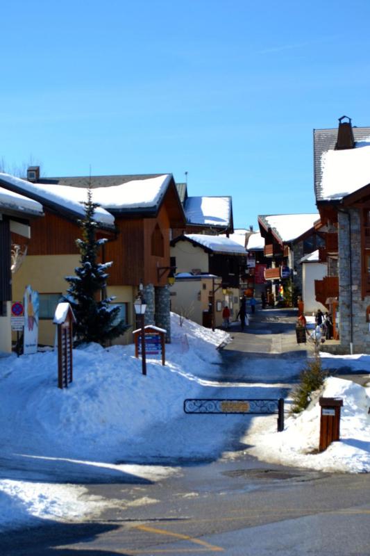 Three-Bedroom Apartment image 4