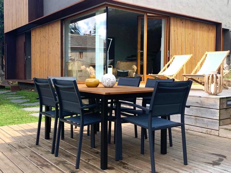 Three-Bedroom House image 4