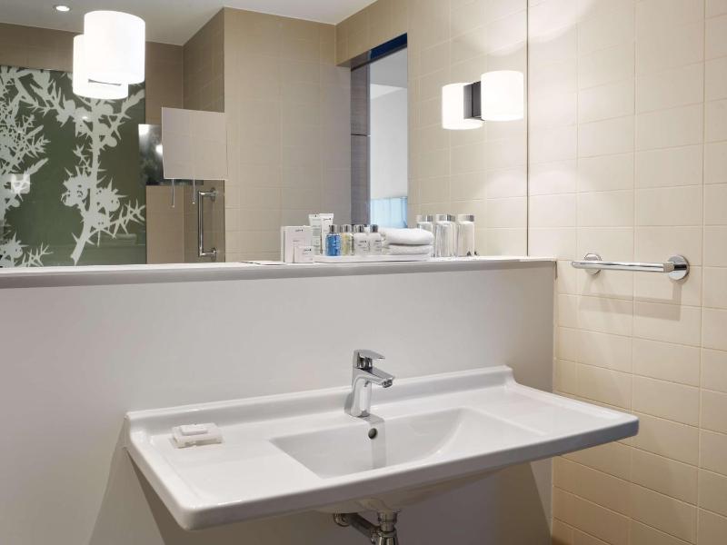 Superior Room image 4