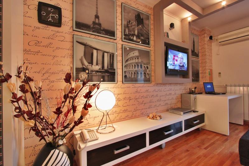 BASE Accommodation Apartments - image 6