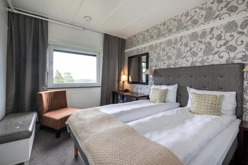 Double Room image 1