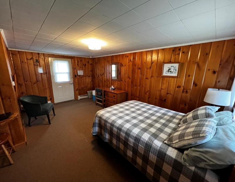 Double Room with Private Bathroom image 3