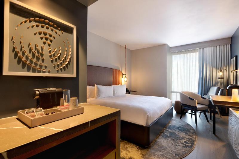 Standard Room image 1
