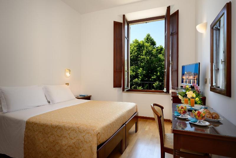 Double or Twin Room image 1
