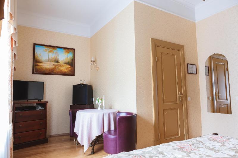 Double Room image 2