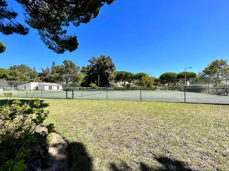 Vilamoura Traditional Villa with Pool by Homing - image 15