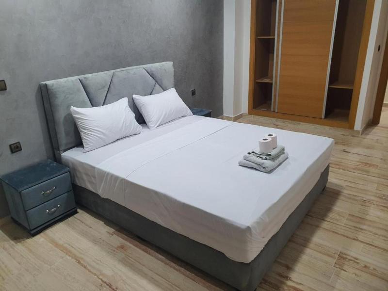 Les Belles Residences E - image 42