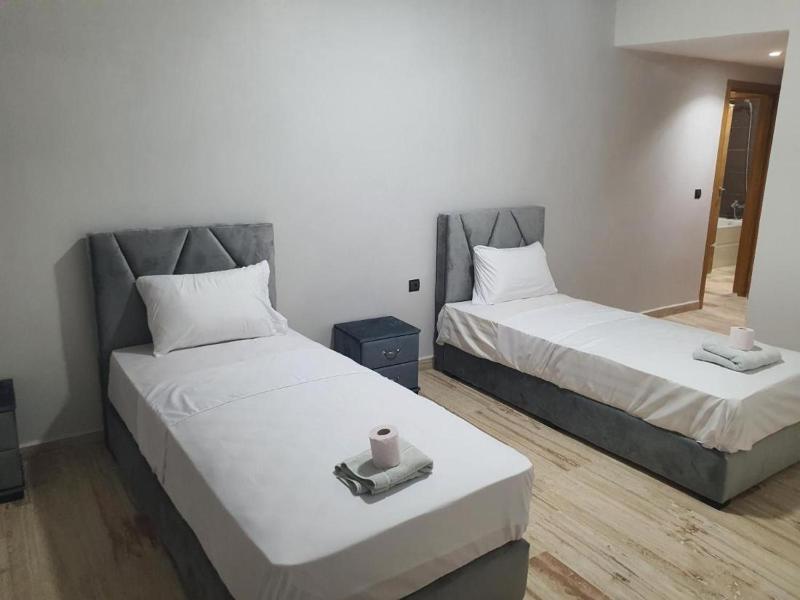 Les Belles Residences E - image 9