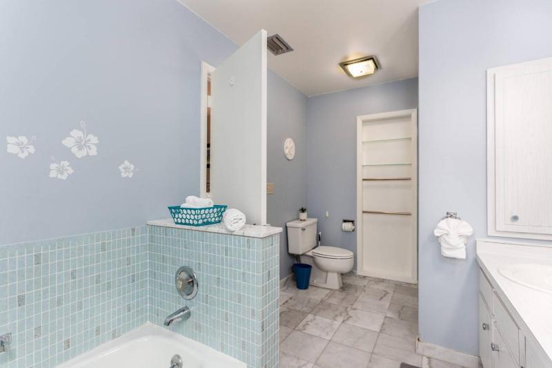 Brady B Pool Home - image 20