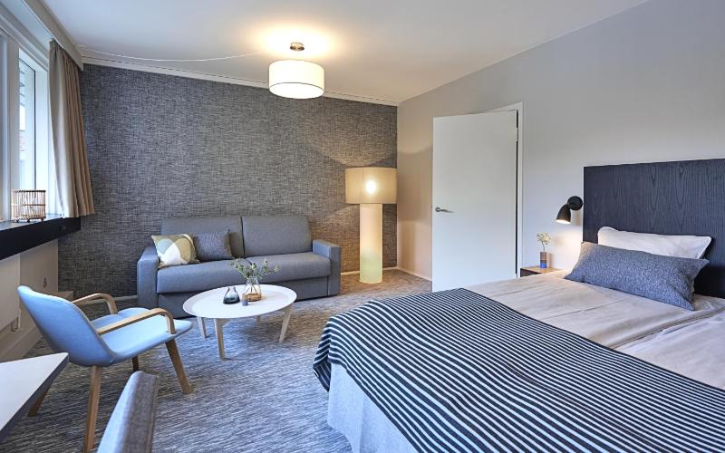 Superior Double Room image 1