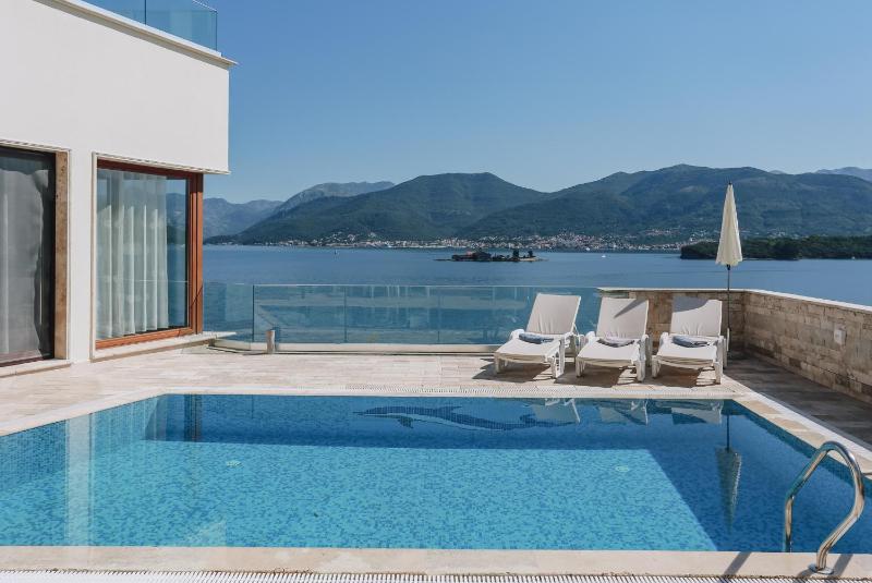 Villa Semiramis - image 10