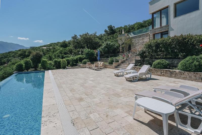 Villa Semiramis - image 2