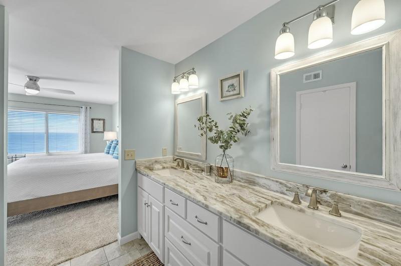 Summerchase Unit 1001 - image 23