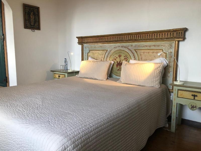 Double Room image 3