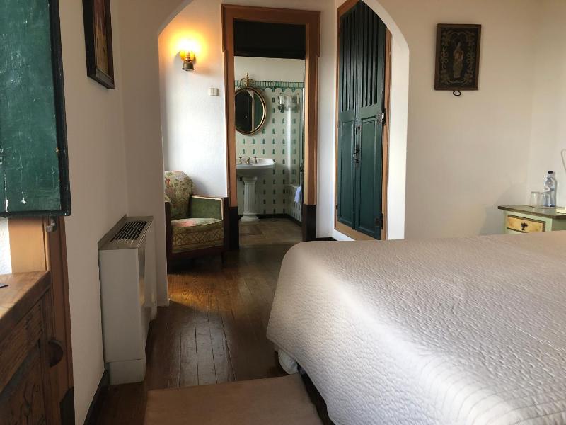 Double Room image 1