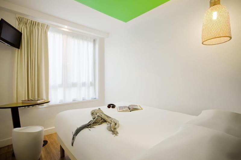 Single Room image 2