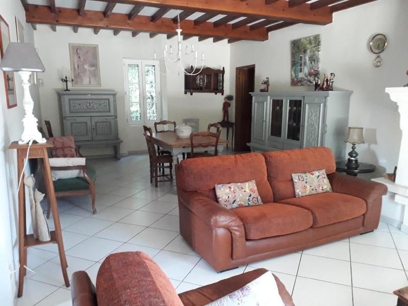 Five-Bedroom House image 4