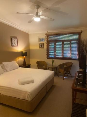 Tallow Beach Motel - image 3