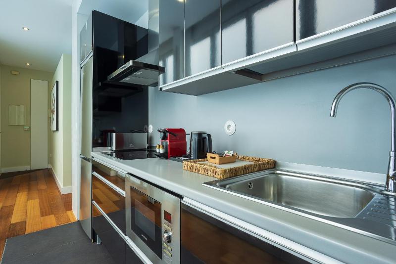 Madeinterranea Apartments - image 14