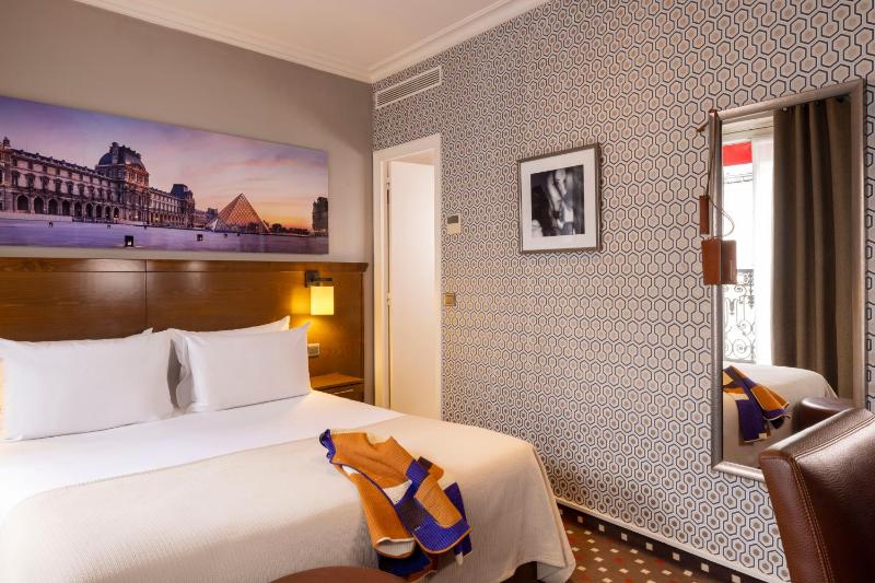 Superior Room image 3