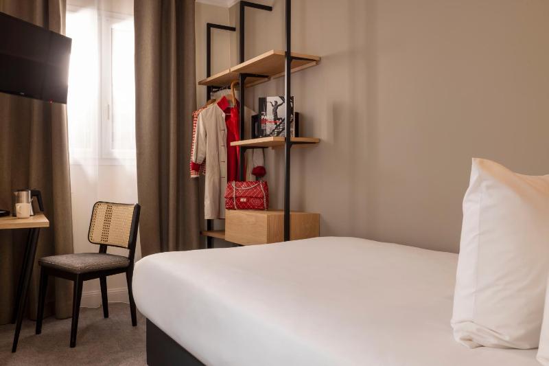 Single Room image 1