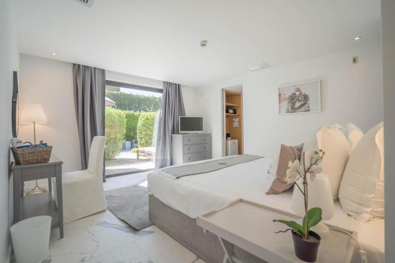 Privilege Double Room image 1
