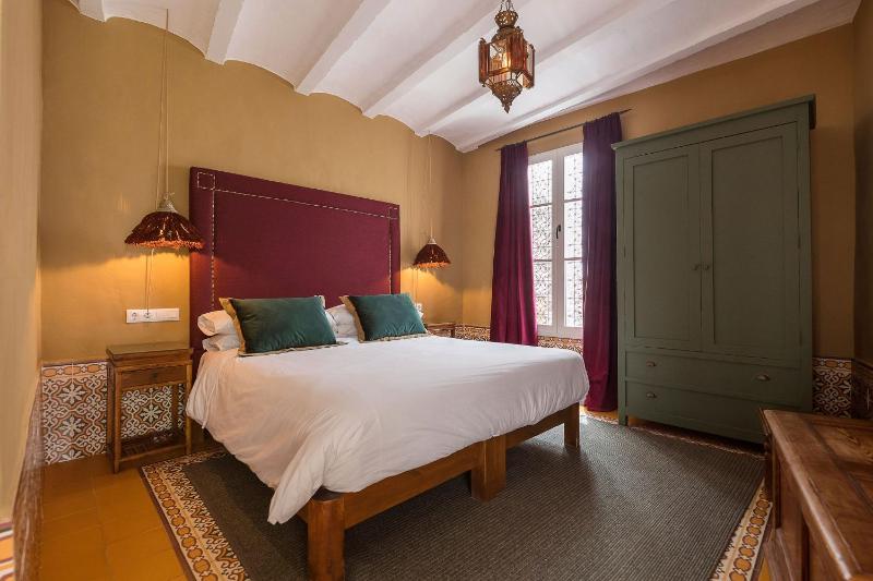 Double or Twin Room image 3